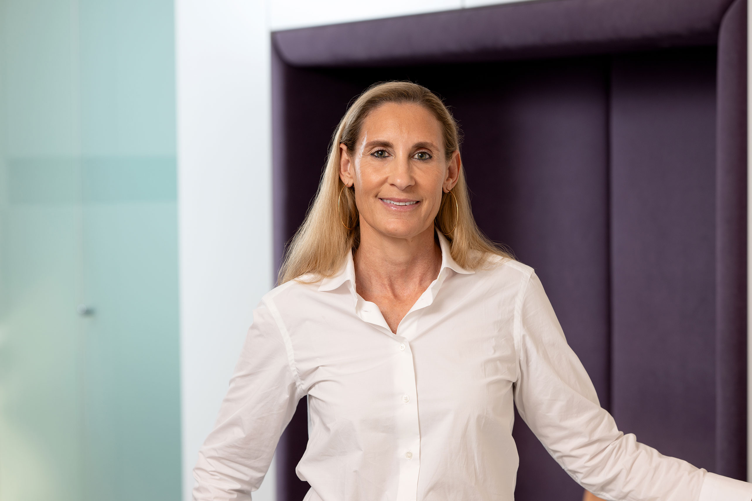 Porträt von Dr. Michaela Bader-Mayer - Gynäkologin in Graz – Praxis Dr. Bader-Mayer, Beratung zu bioidenten Hormonen